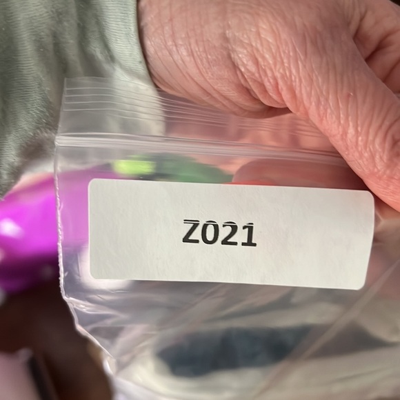 Debbie Katz Blue & White horizontal stripe beach cover up tunic - Picture 6 of 6